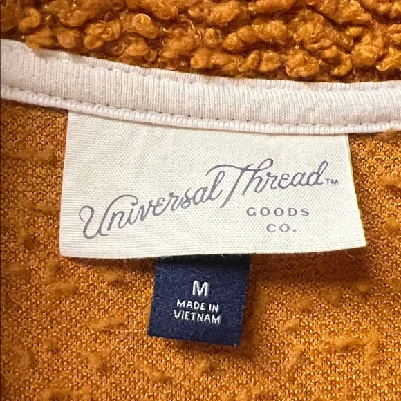 Universal Thread Teddy Jacket - Picture 2 of 6